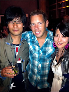 Hideo Kojima Cliff Bleszinski et Yumi Kikuchi Comic Con 2011