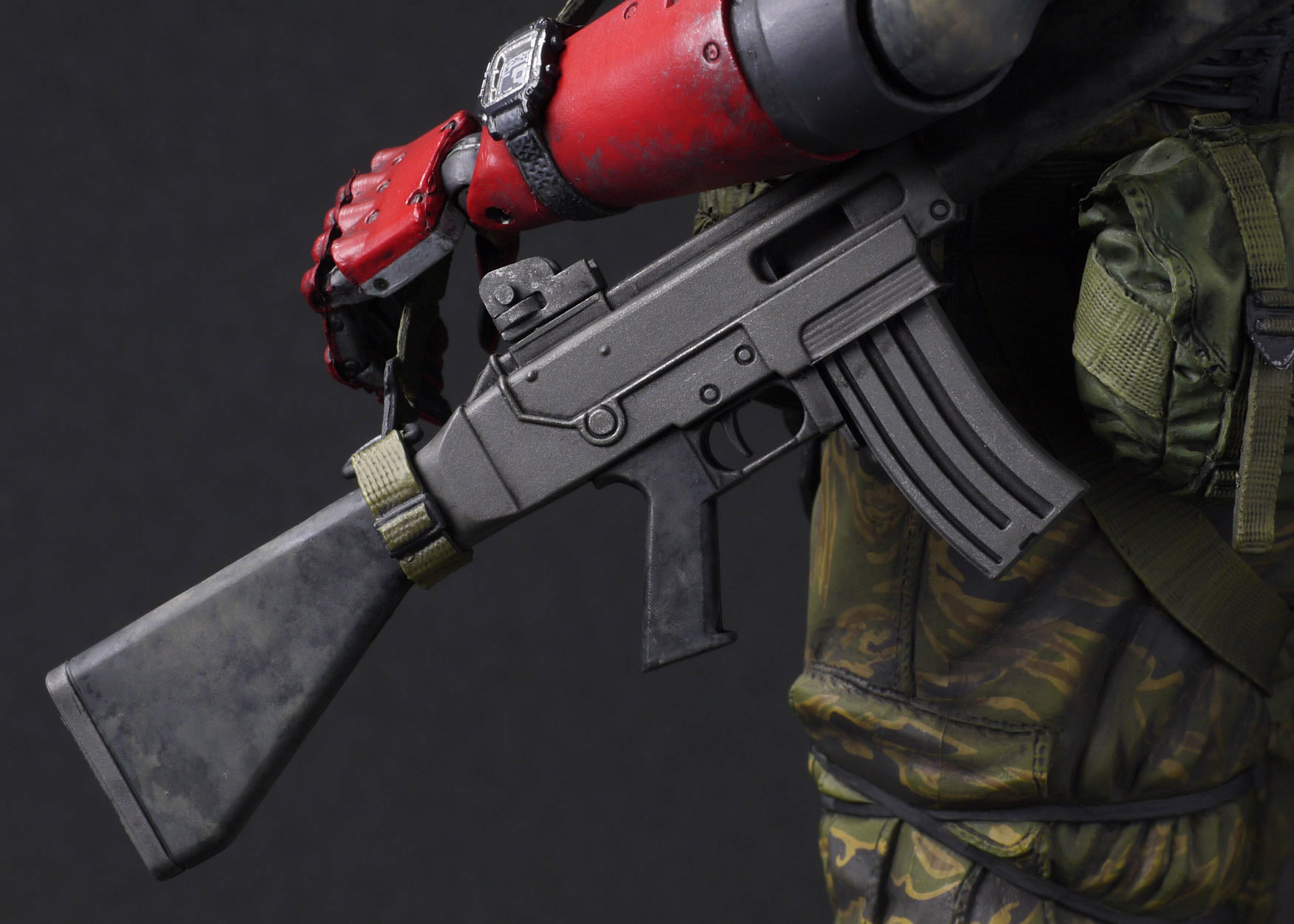 La statuette Gecco de Venom Snake en mille morceaux