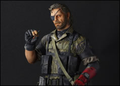 La statuette Gecco de Venom Snake en mille morceaux