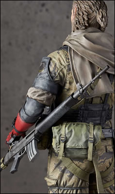 Des photos et une date pour les statuettes Gecco de Venom Snake et D.D.