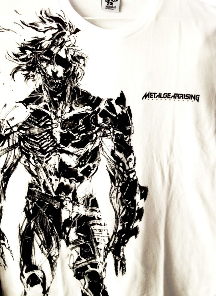Les t-shirts Uniqlo de Metal Gear Solid disponibles