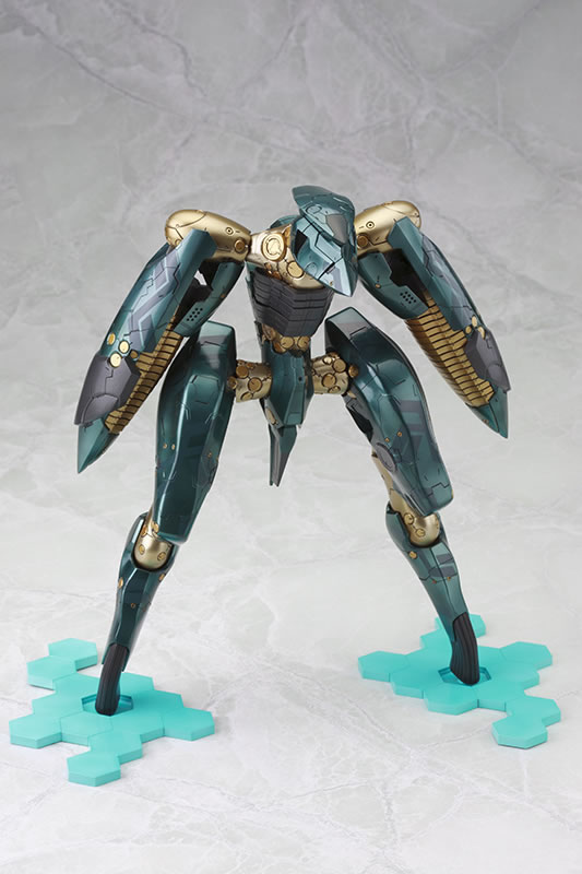 Le Metal Gear Ray de Kotobukiya rugira en avril 2014