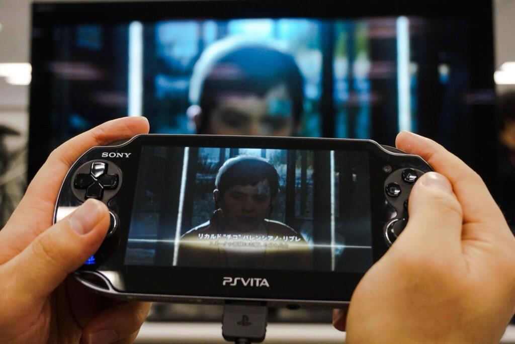 Metal Gear Solid V : Ground Zeroes sur PS Vita et en carton dans les magasins japonais