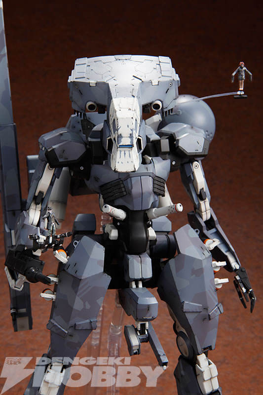 Les figurines Metal Gear Sahelanthropus de Sentinel et Kotobukiya : photos, prix et dates