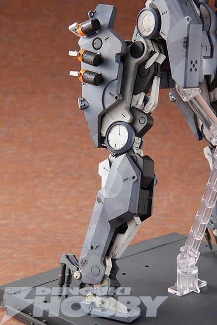 Les figurines Metal Gear Sahelanthropus de Sentinel et Kotobukiya : photos, prix et dates