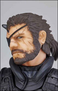 La figurine Vulcanlog de Venom Snake en Sneaking Suit illustre et date