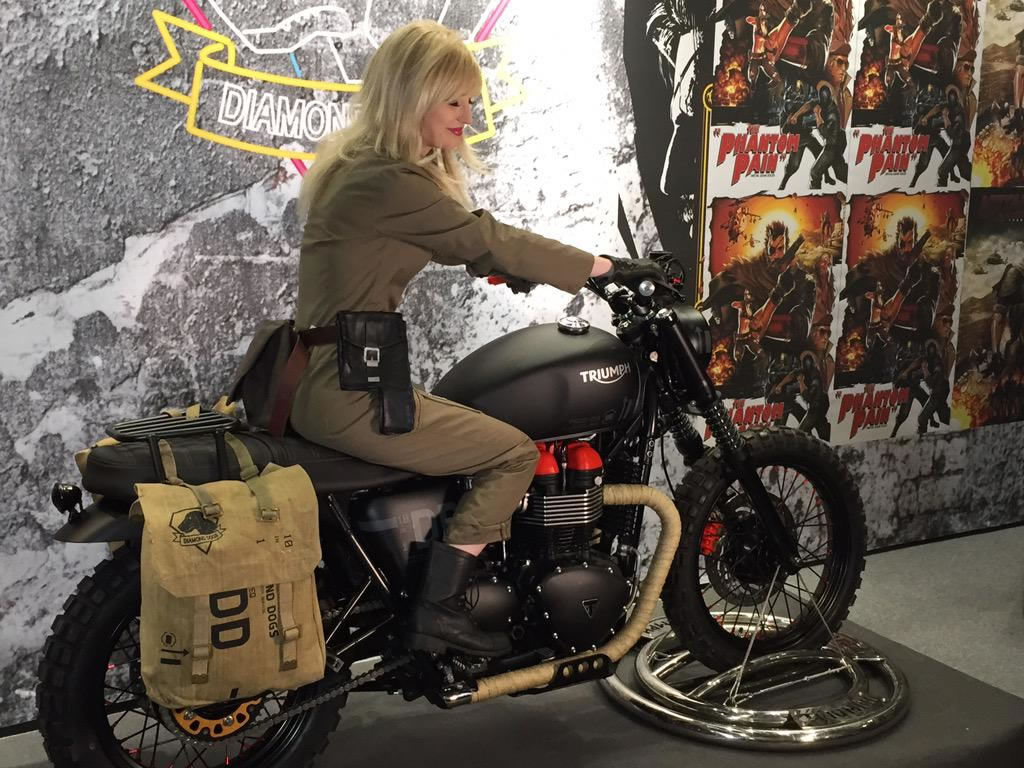 La Triumph Bonneville VTB.1 de Venom Snake en images