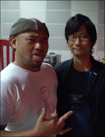 Hideki Kamiya et Hideo Kojima Hideki Kamiya et Hideo Kojima
