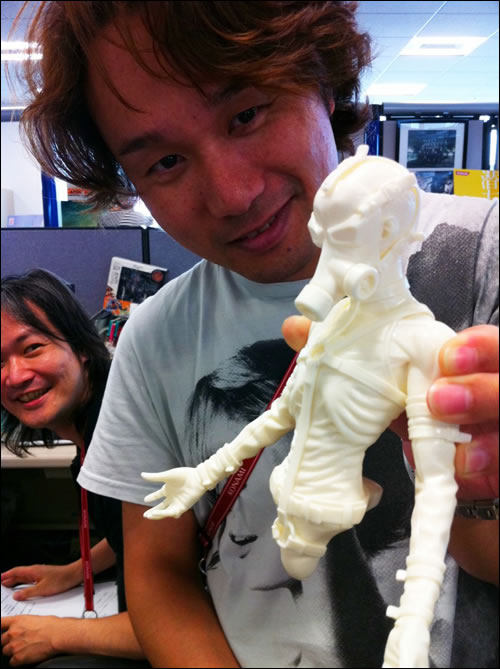 Shin-chan et Mantis de Heavy Gauge Shin-chan et Mantis de Heavy Gauge