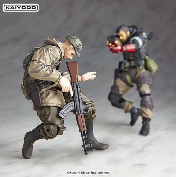 MGSV : Kojima Productions dvoile deux ombres d'un mystrieux bipde en figurine