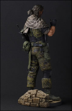 La statuette Gecco de Venom Snake en mille morceaux