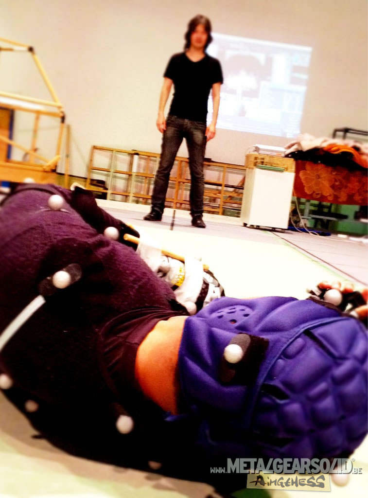 Hideo Kojima montre une technique de motion capture