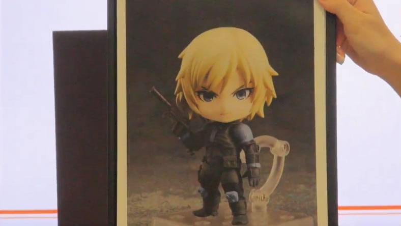 Quelques photos de la figurine Nendoroid de Raiden et un artwork de Yoji Shinkawa