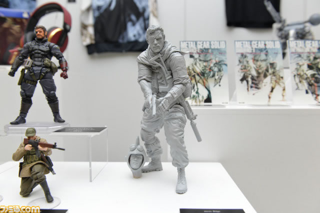 Une multitude de goodies prsents lors du Boot Camp de MGSV The Phantom Pain